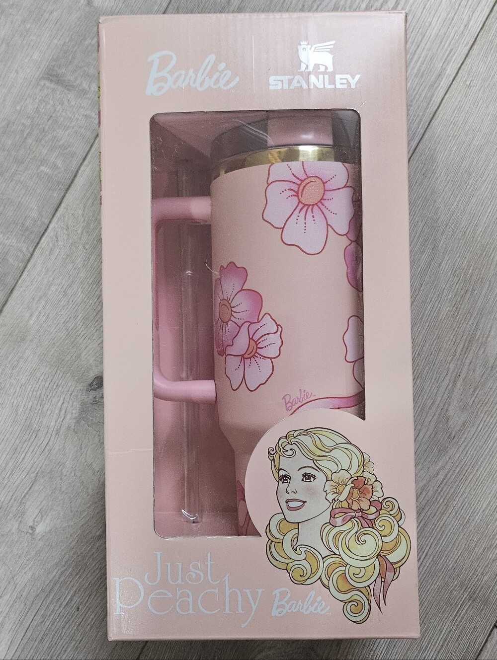 Stanley 40oz Quencher Tumbler - Picture 2 of 6